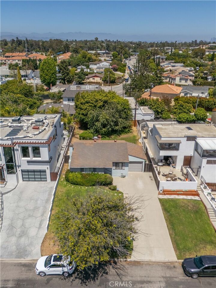 Property Photo:  3042 Glendon Avenue  CA 90034 