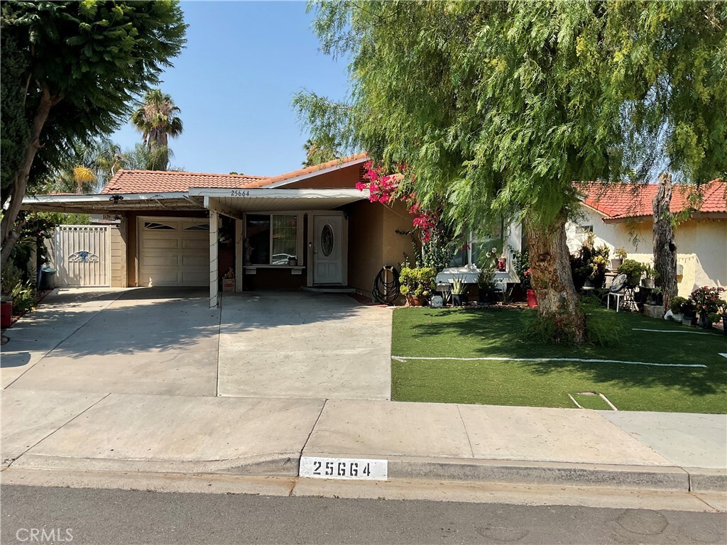 Property Photo: 25664 Lola Court CA 92586