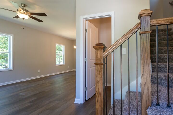 Property Photo:  106 Hillcrest Drive  TN 37058 