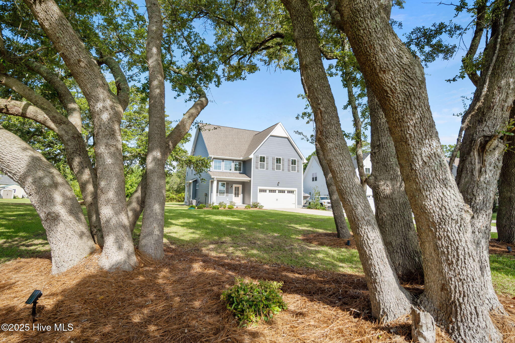 Property Photo: 207 Willas Court NC 28445