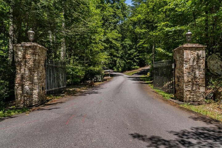 346 Mission Ridge Drive  Hayesville NC 28904 photo