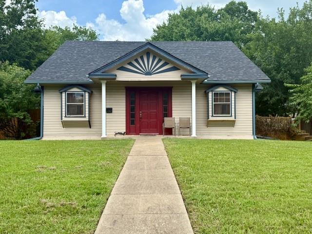 Property Photo: 1006 Park Street TX 75401
