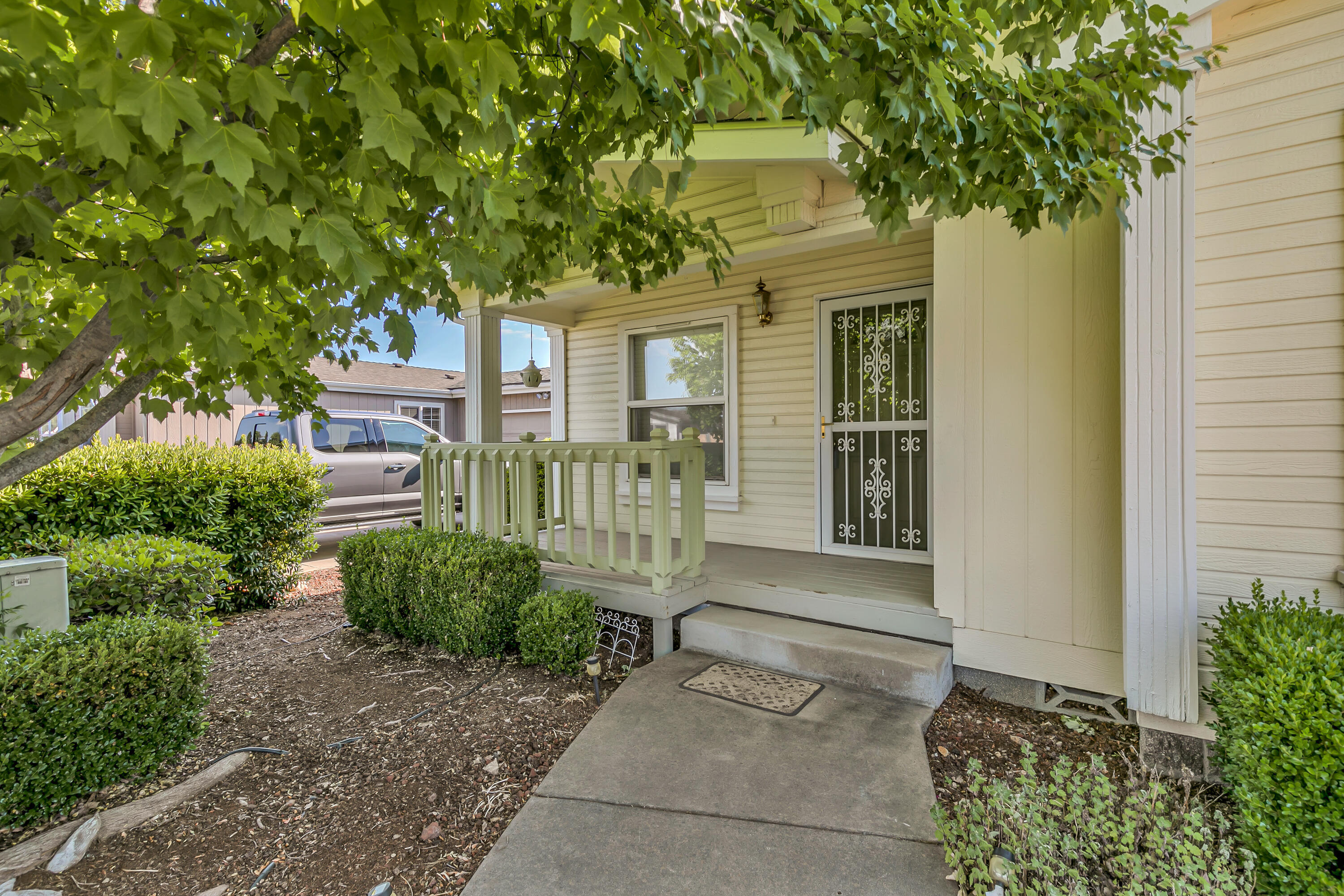 Property Photo: 555 Freeman Road 251 OR 97502