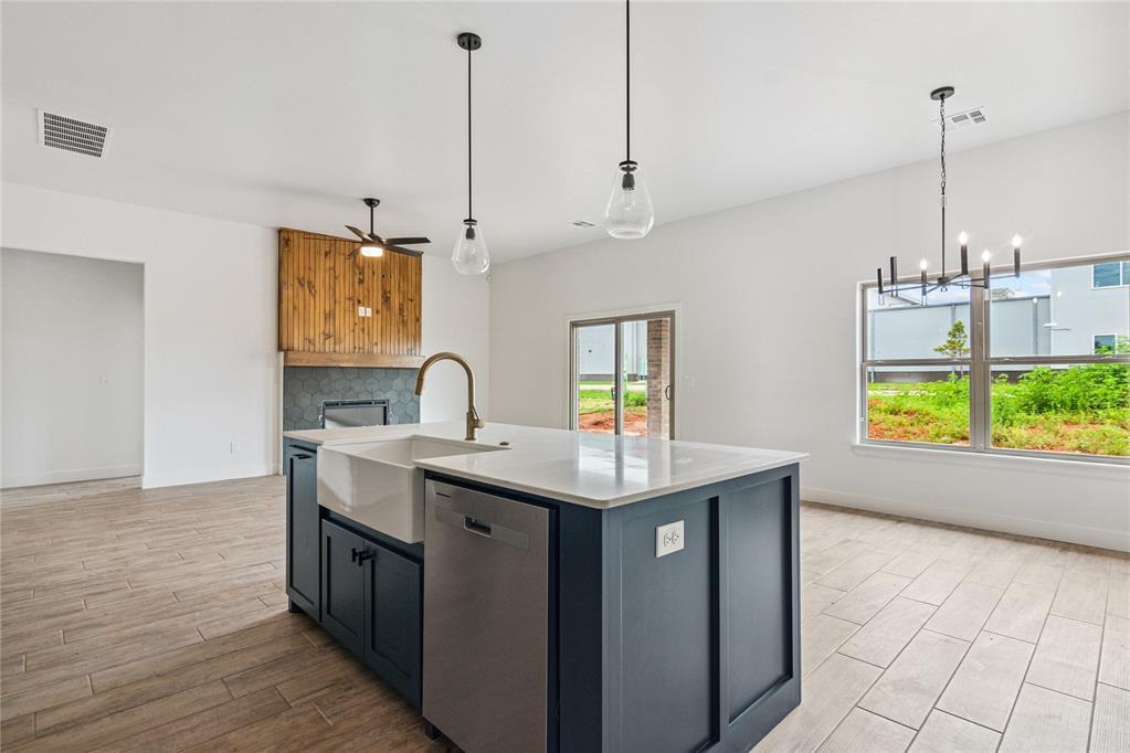 Property Photo: 4917 Misty Wood Lane OK 73064