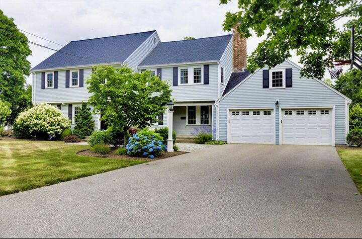Property Photo:  6 Craig Ln  MA 02043 