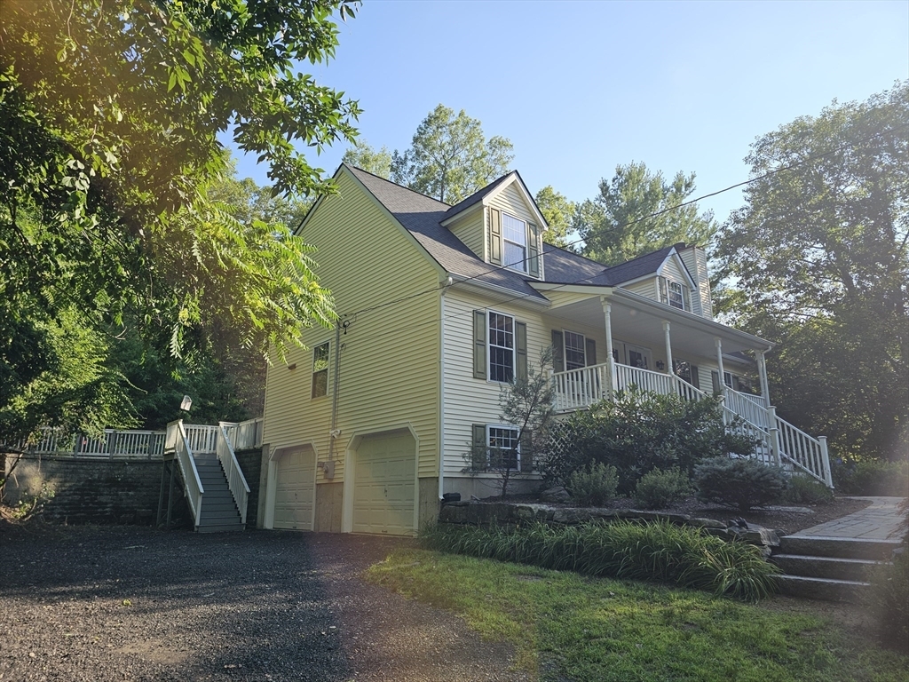 Property Photo:  286 Riverlin St  MA 01527 