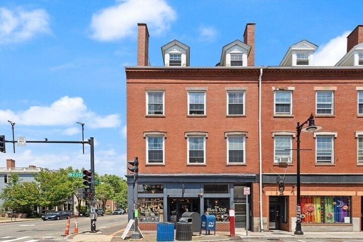 Property Photo: 304 Essex St 1 MA 01970