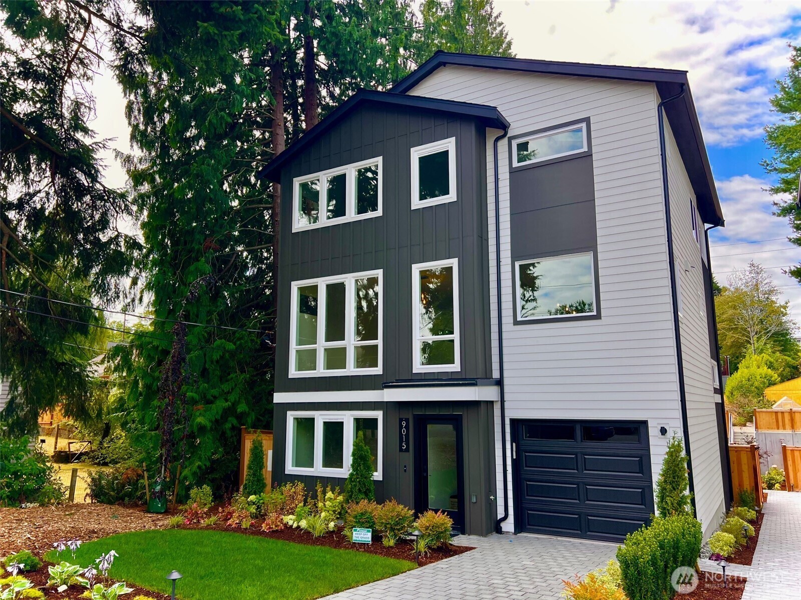 9015  Dibble Avenue NW  Seattle WA 98117 photo