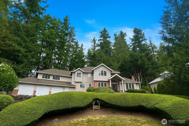 Property Photo: 23808 SE 44th Court WA 98029