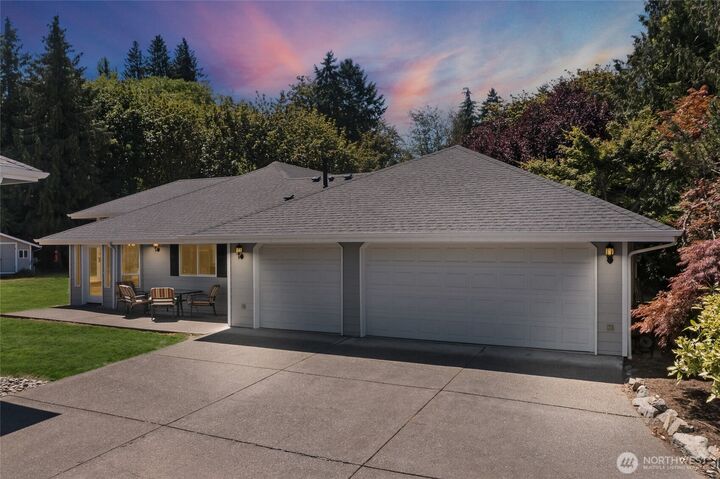 Property Photo: 7104 84th Street E WA 98371