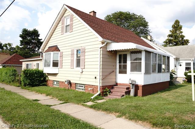 7003 Paige Avenue  Warren MI 48091 photo