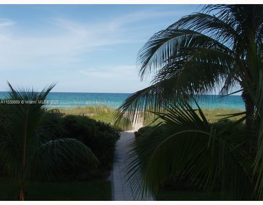 Property Photo: 5001 Collins Ave 4G FL 33140