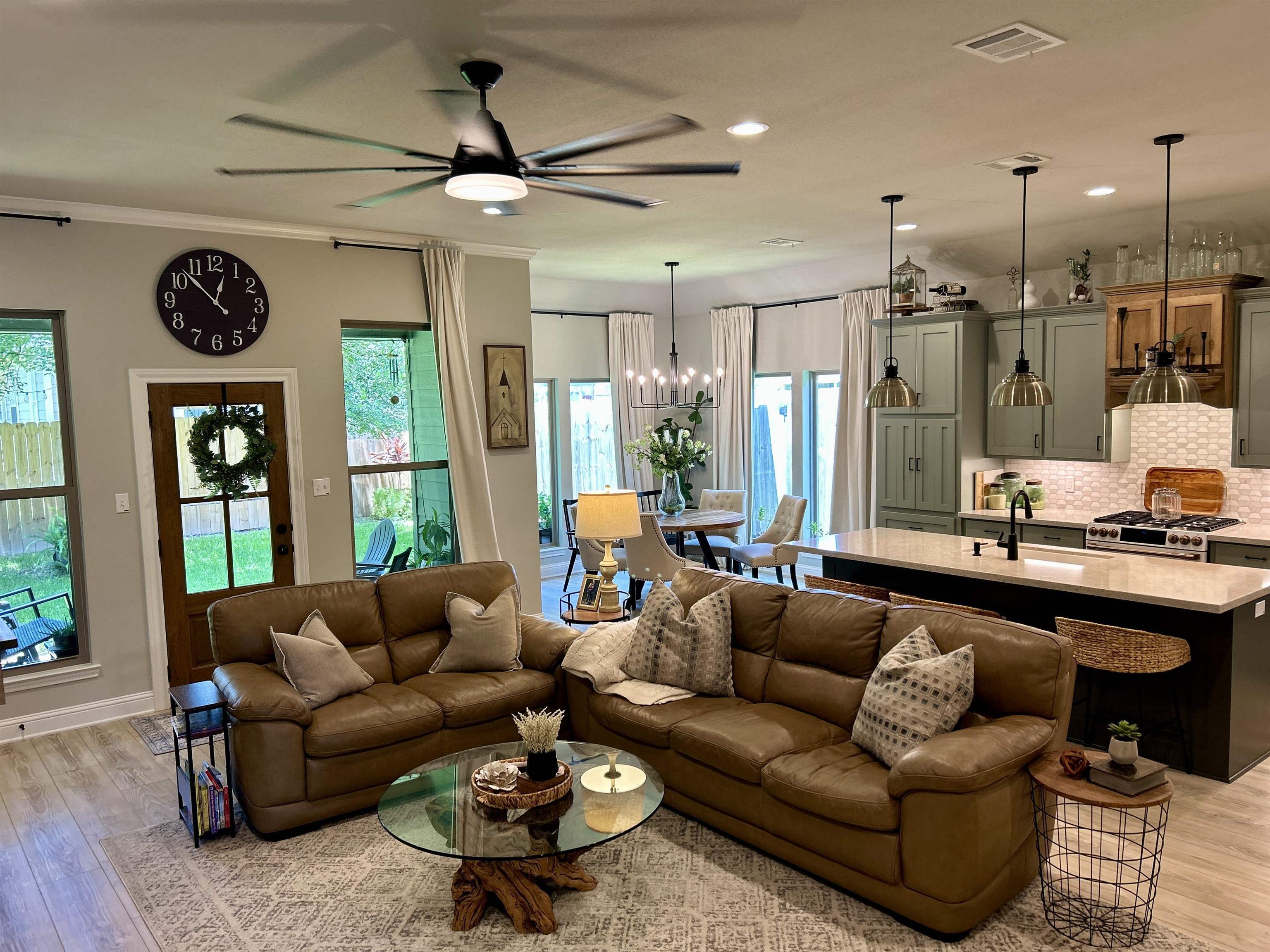Property Photo: 5658 Walton Creek TX 77657