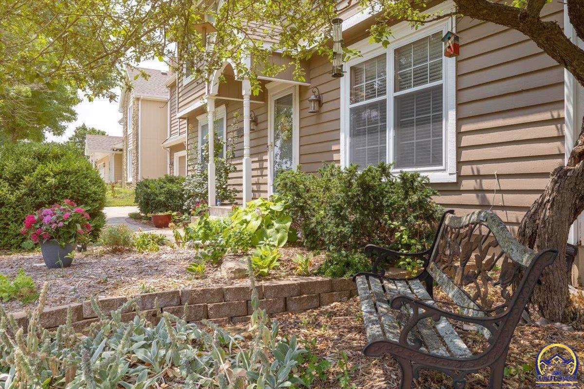 Property Photo: 3713 SW Arvonia Pl KS 66610