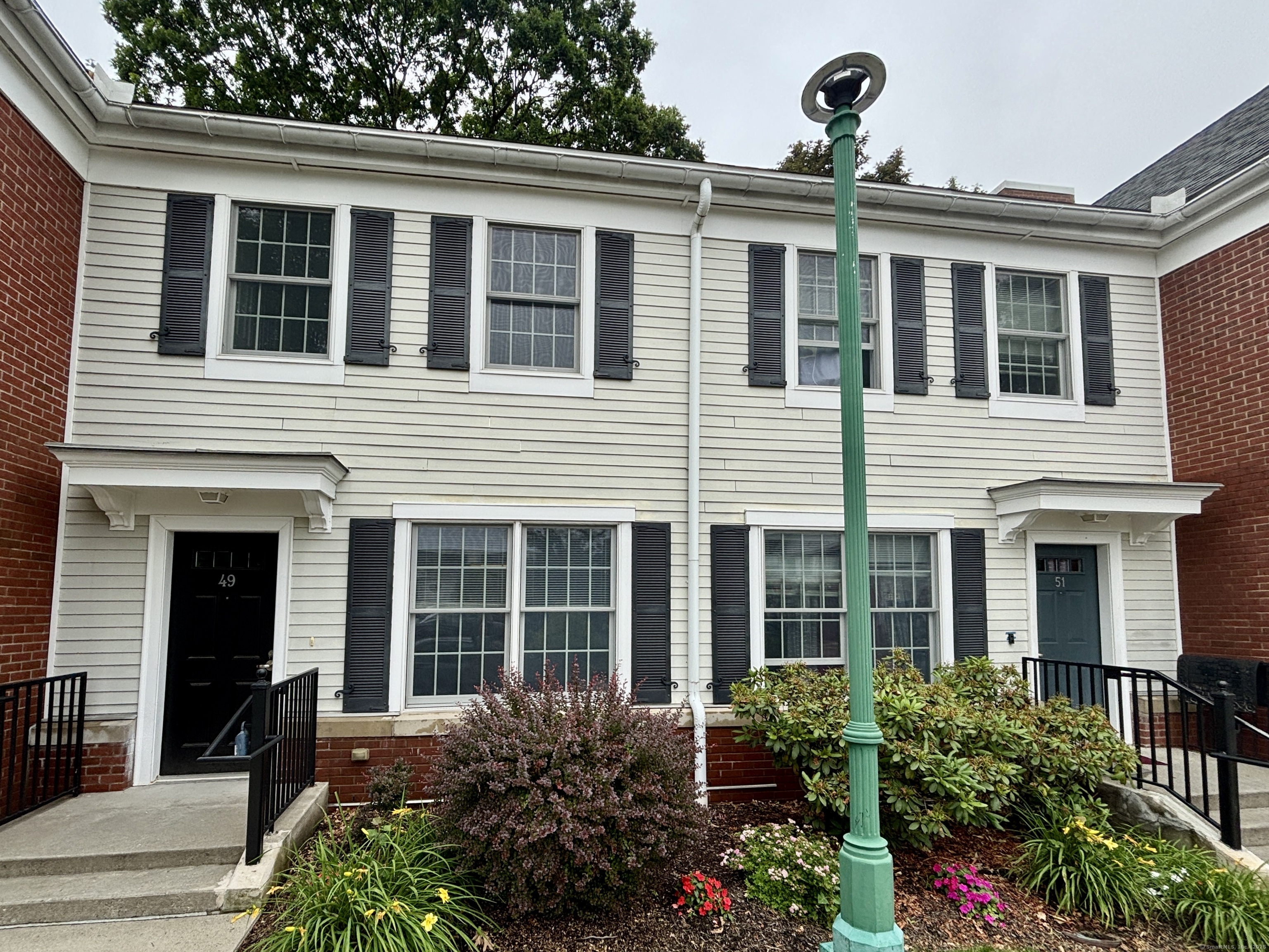 Property Photo:  70 Fairgate Drive  CT 06902 