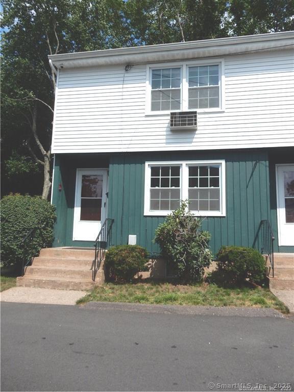 Property Photo:  617 Center Street D  CT 06040 