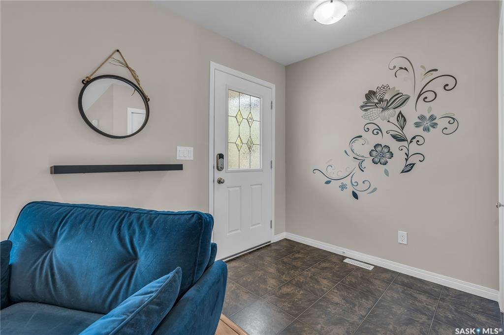 Property Photo: 1029 O Avenue S SK S7M 2T1
