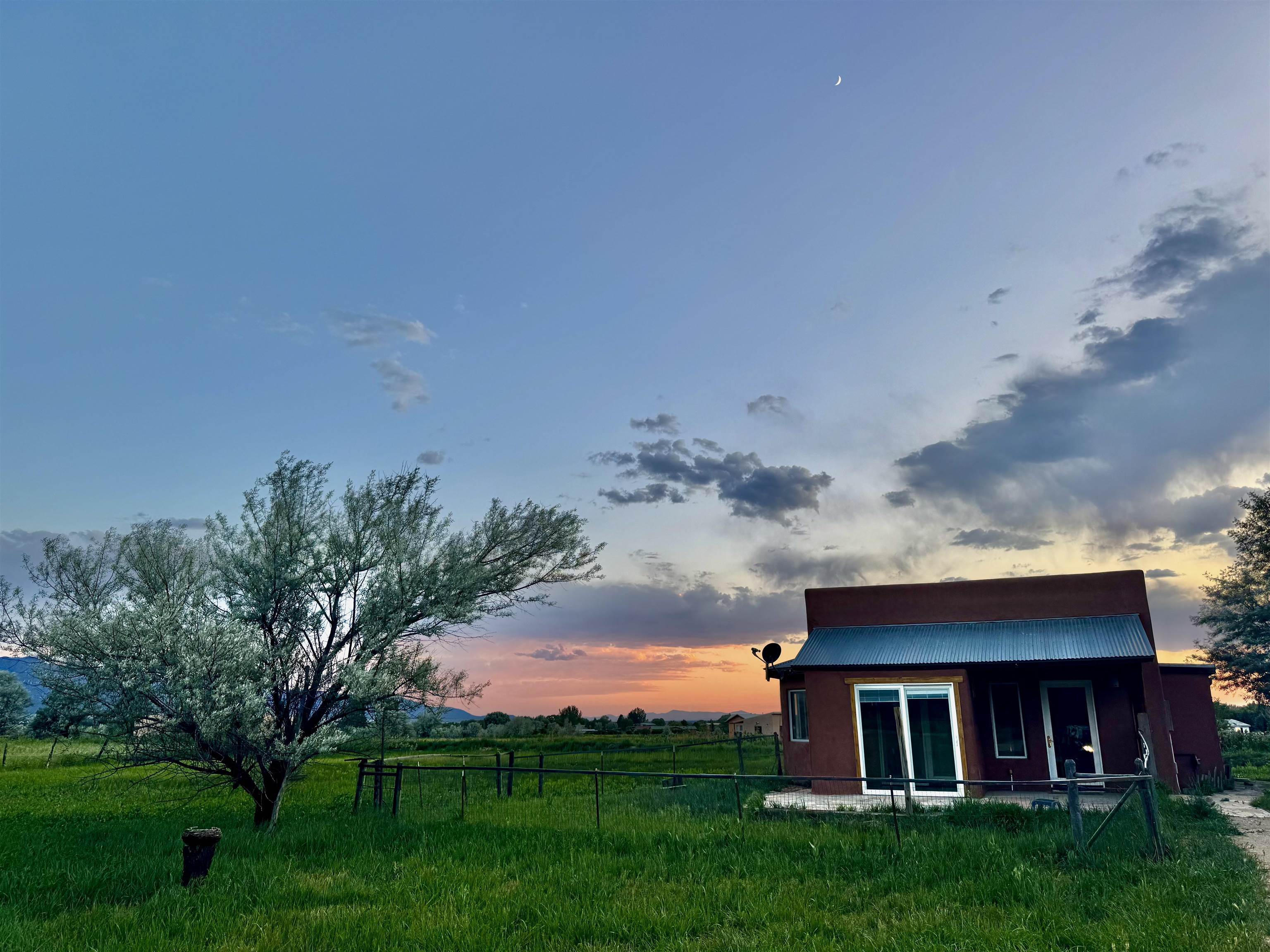 Property Photo:  1019 La Vega Ln  NM 87571 