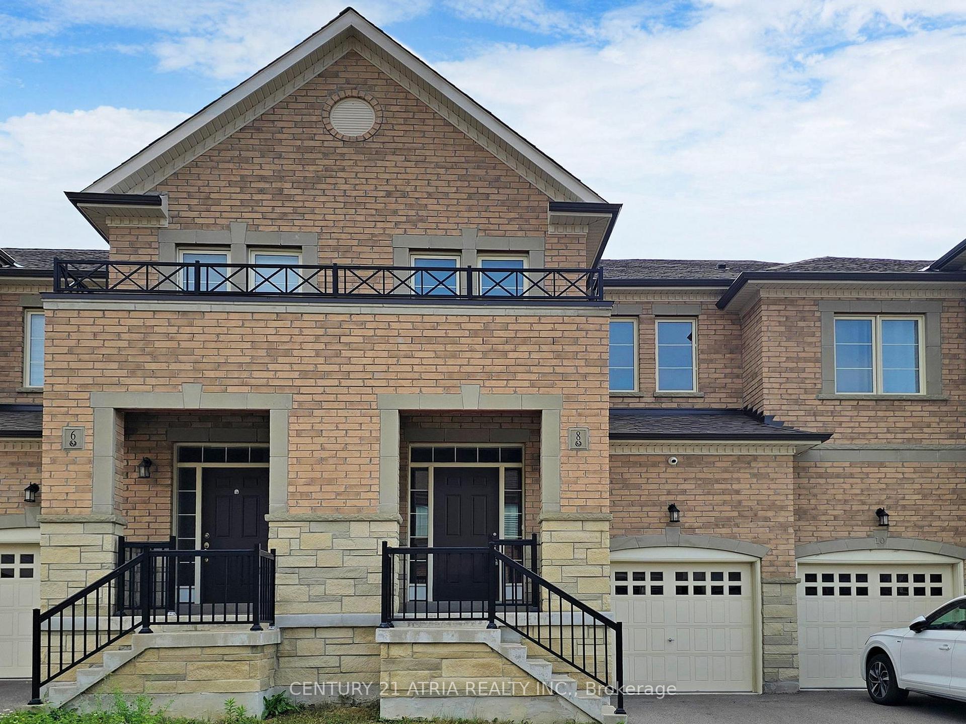 Property Photo: 8 Moonseed Lane ON L4E 1E7