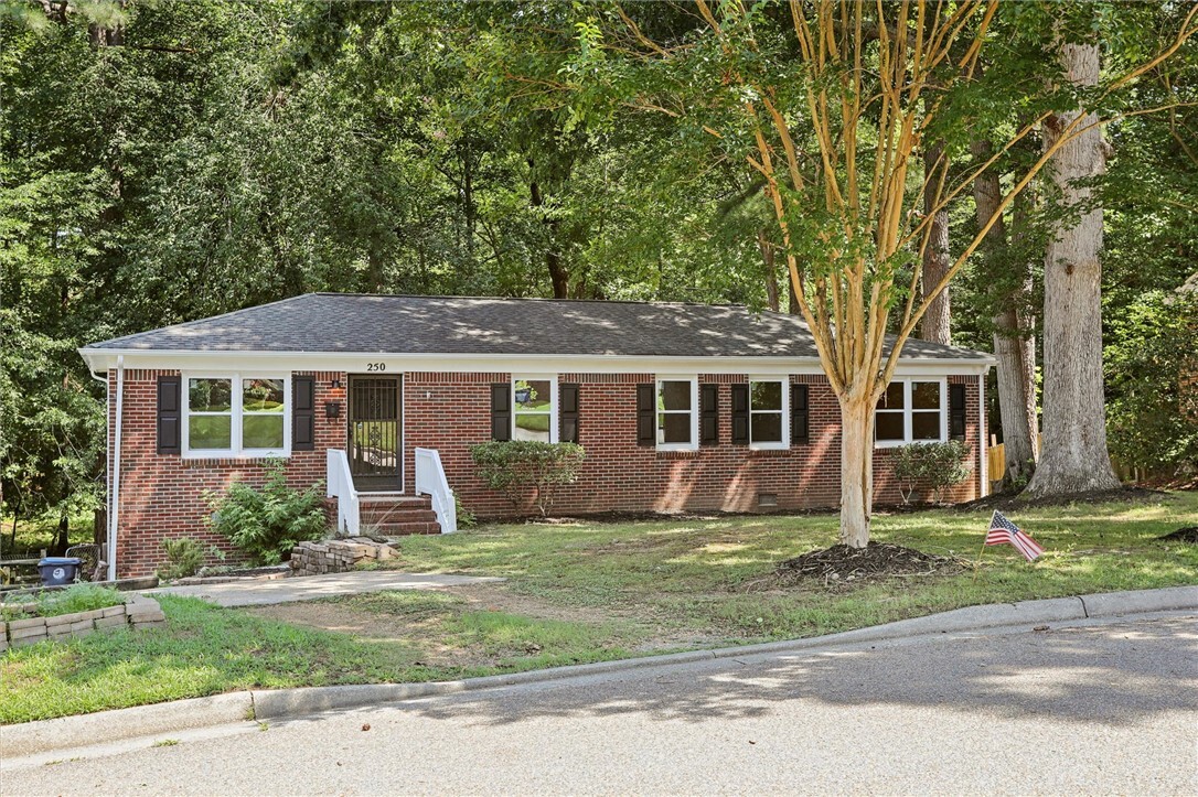 Property Photo:  250 Thomas Nelson Lane  VA 23185 