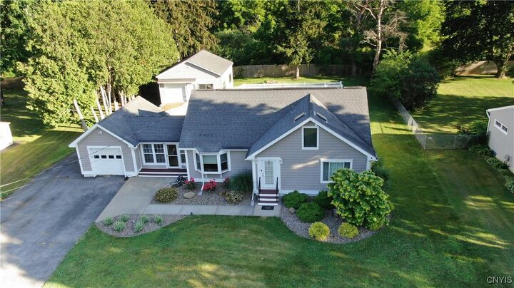 5937 Lakeshore Road  Cicero NY 13039 photo