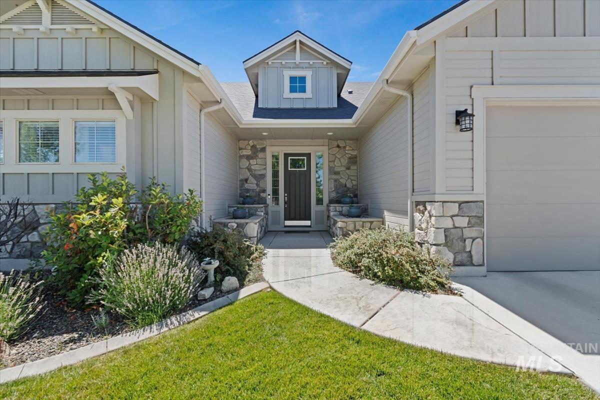 Property Photo: 3371 E La Grange St ID 83642