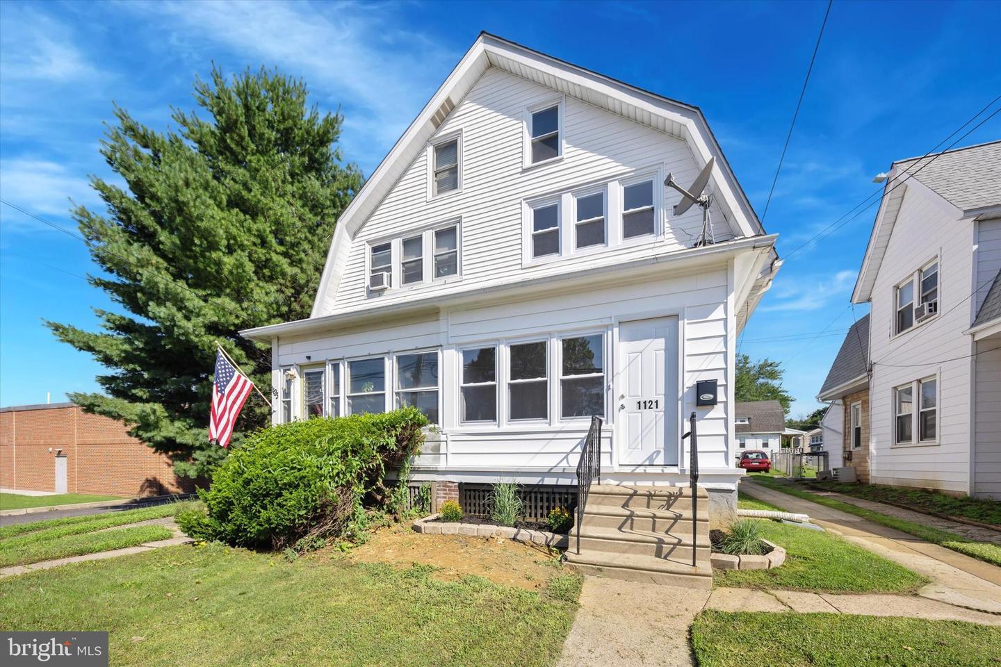 Property Photo: 1121 Macdade Boulevard PA 19023