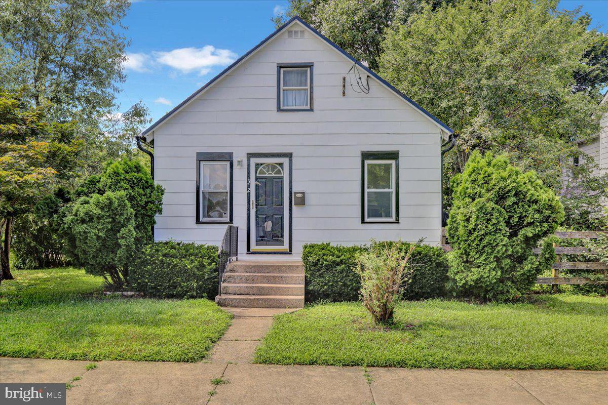 Property Photo:  32 S Church Street  PA 19551 