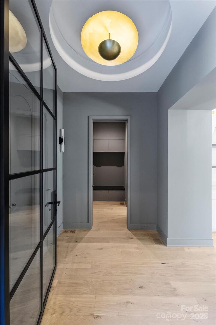 Property Photo:  600 Lorna Street  NC 28205 