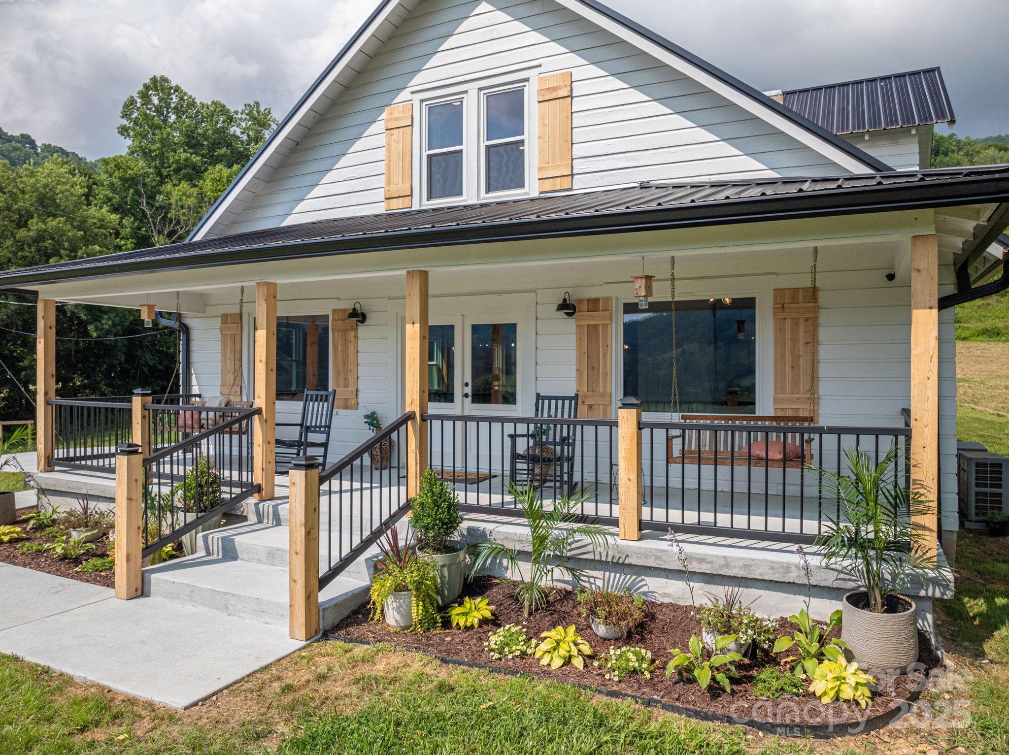 356 Joe Payne Road  Marshall NC 28753 photo