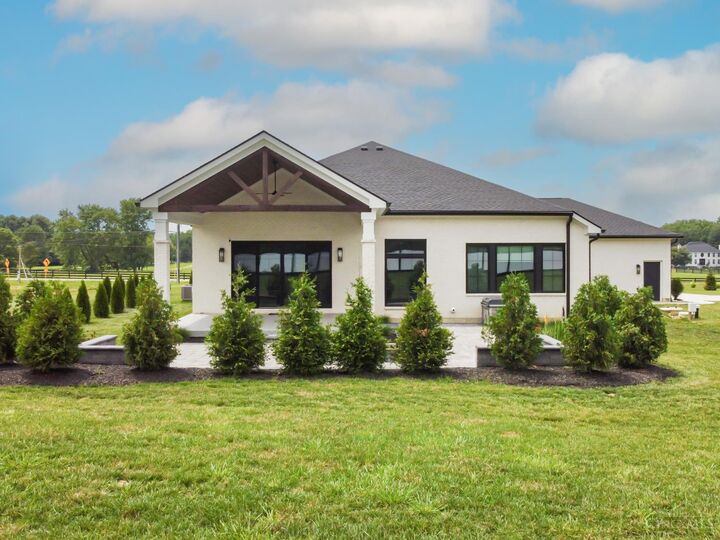 Property Photo:  4904 Bunnell Hill Road  OH 45036 