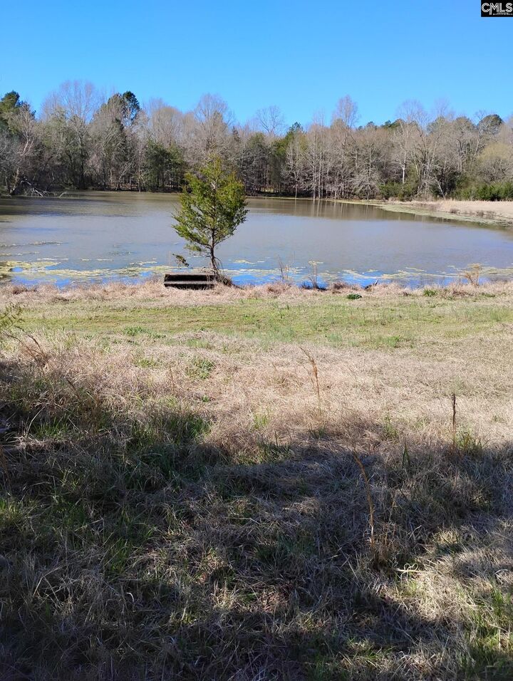 Property Photo:  869 Meadowbrook  SC 09706 