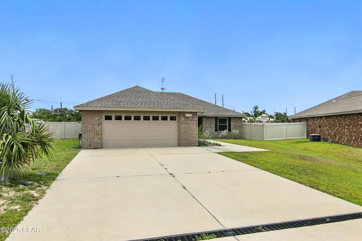 Property Photo:  4728 Bylsma Circle  FL 32404 