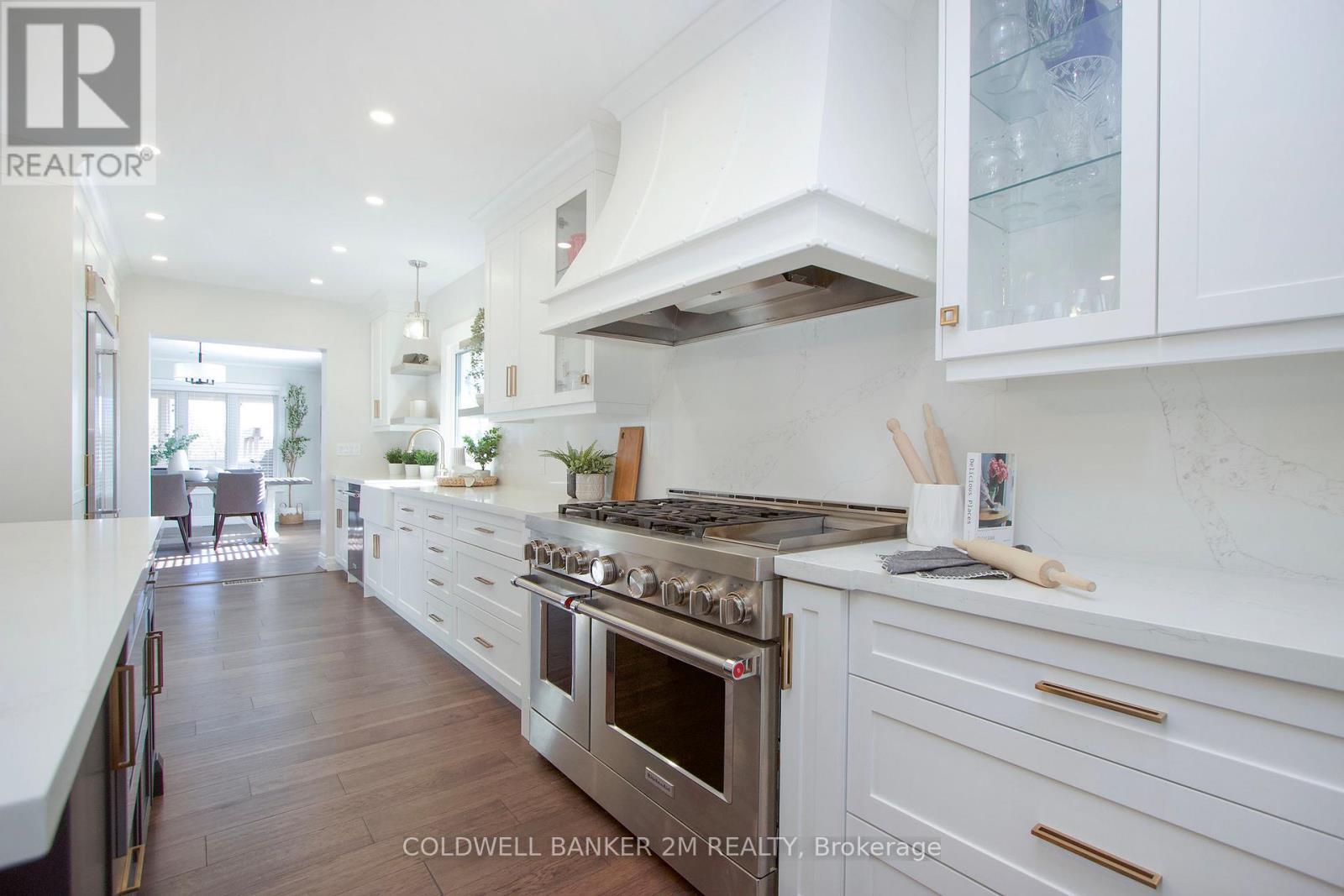 Property Photo:  37 Bradley Boulevard  ON L0B 1J0 