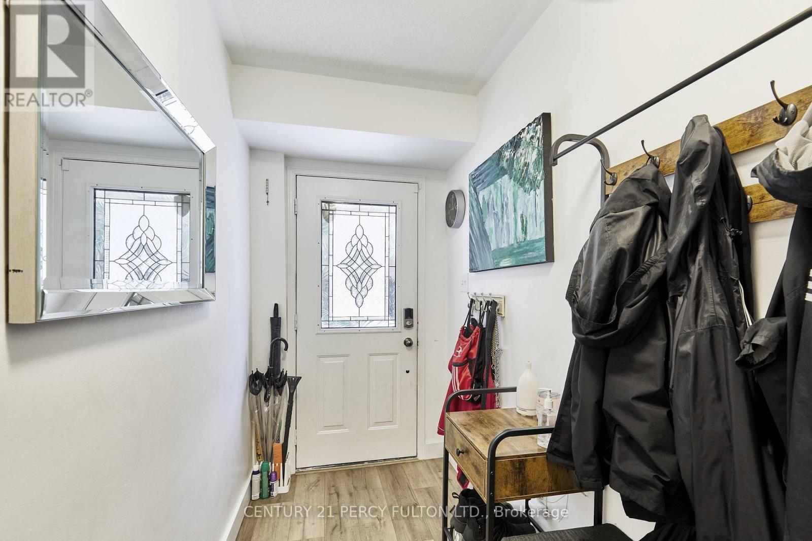 Property Photo: 26 Spraggins Lane ON L1T 4H2