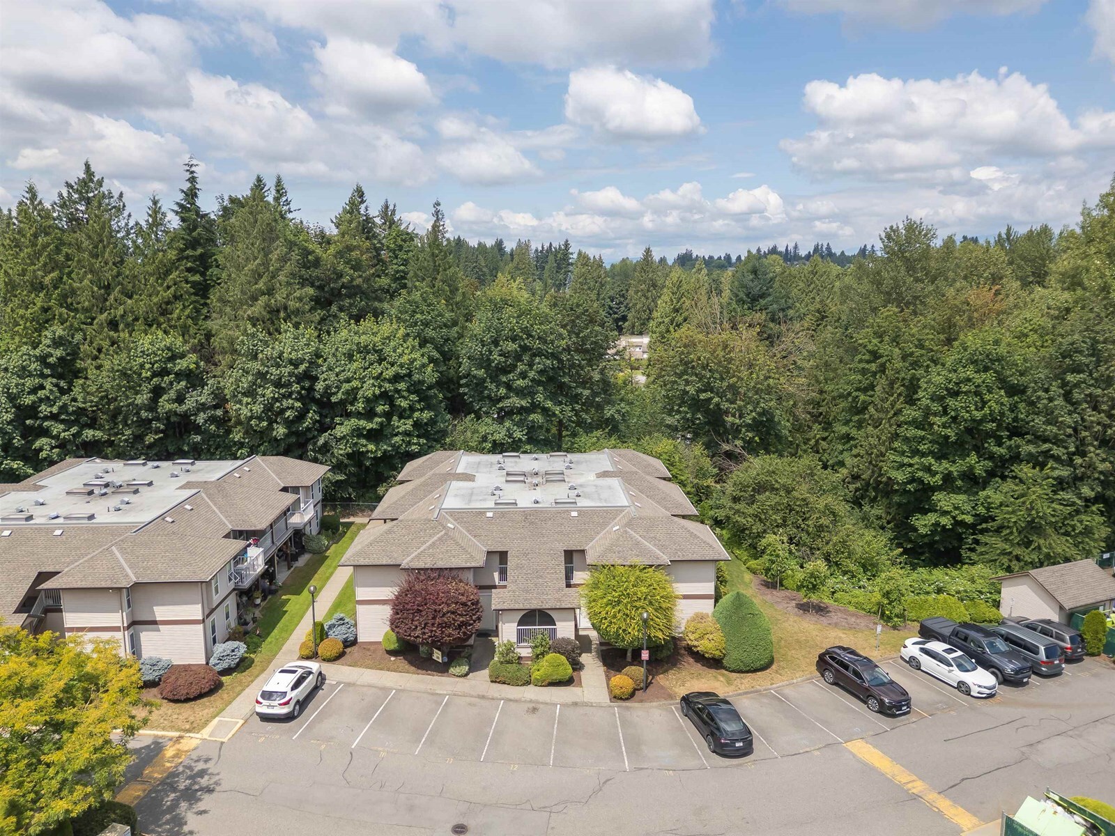 Property Photo: 1750 McKenzie 408 BC V2S 3Z3