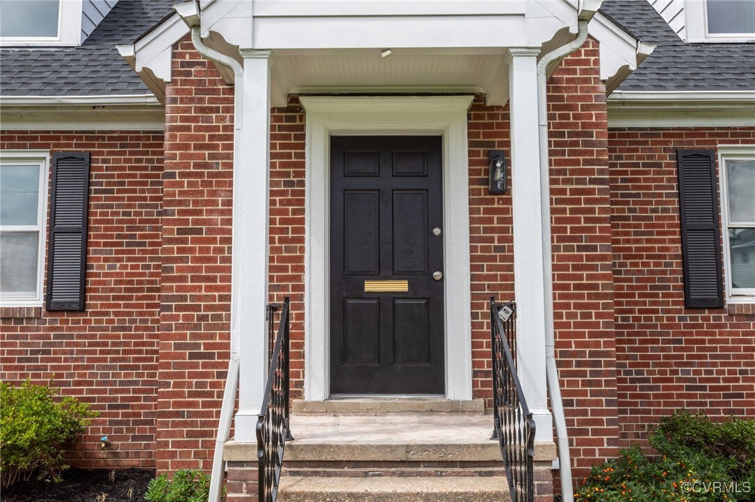Property Photo:  814 Edge Hill Road  VA 23222 