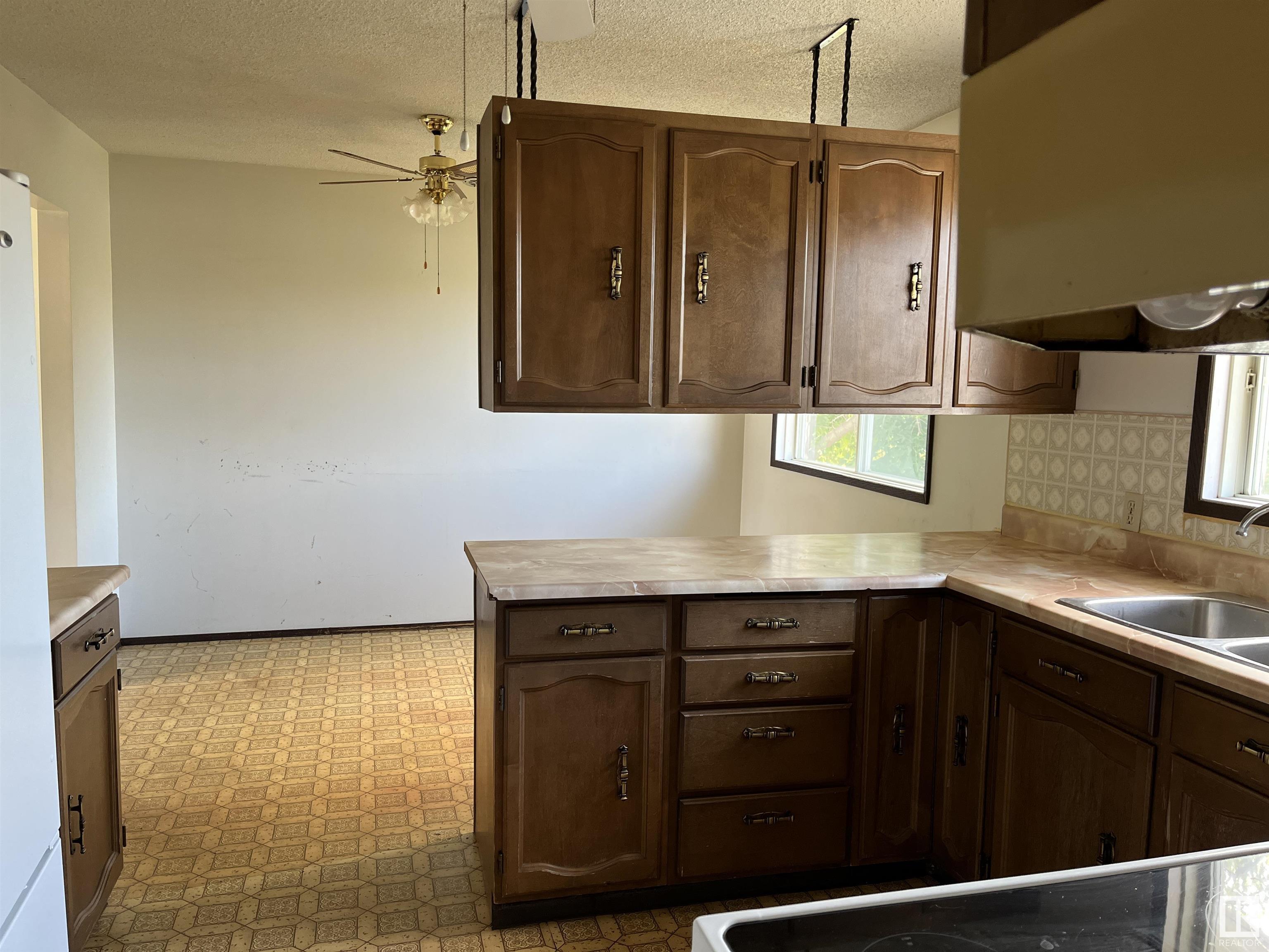 Photo de la propriété: 5340 53 Avenue AB T9N 2B3