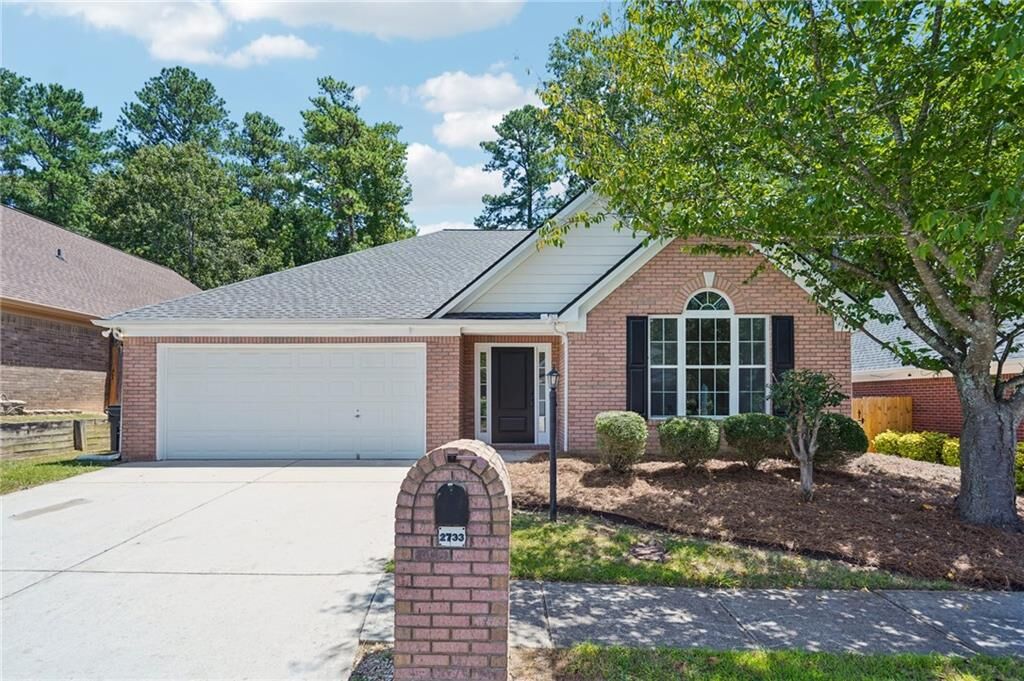 Property Photo:  2733 Newtons Crest Circle  GA 30078 