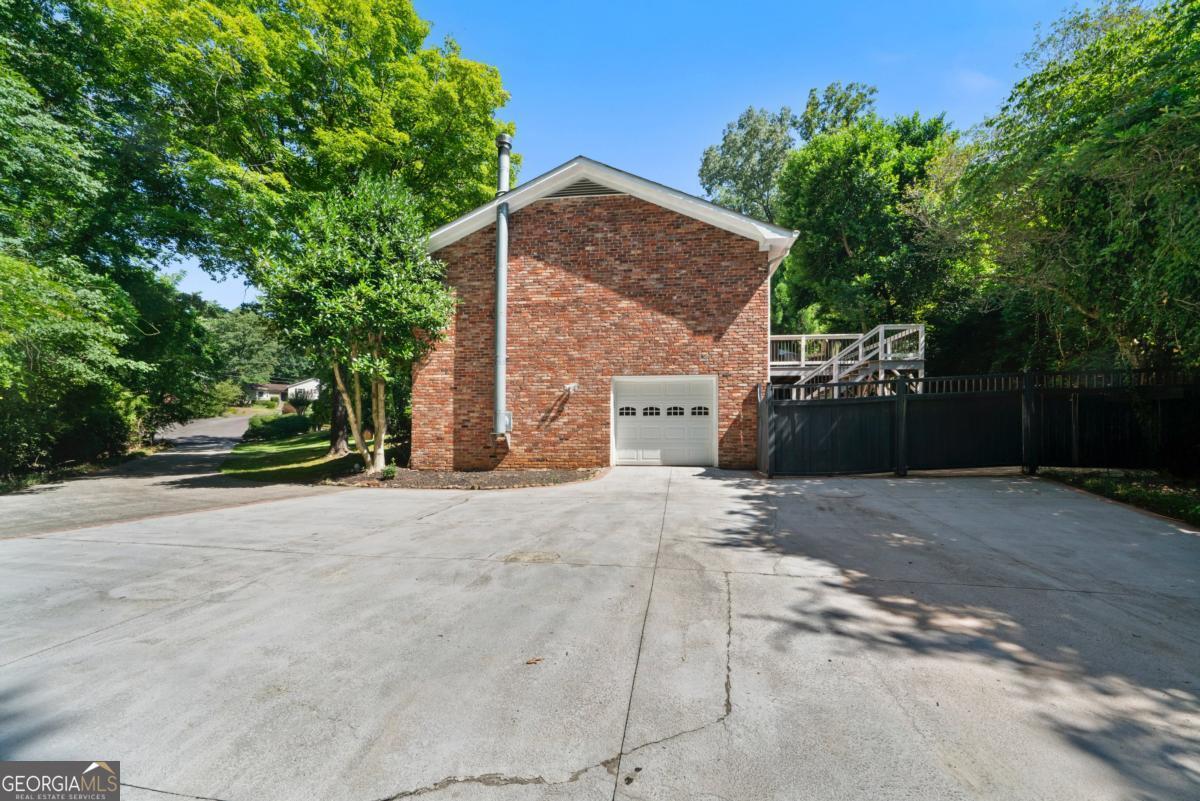Property Photo: 3 Westlyn Court SW GA 30165
