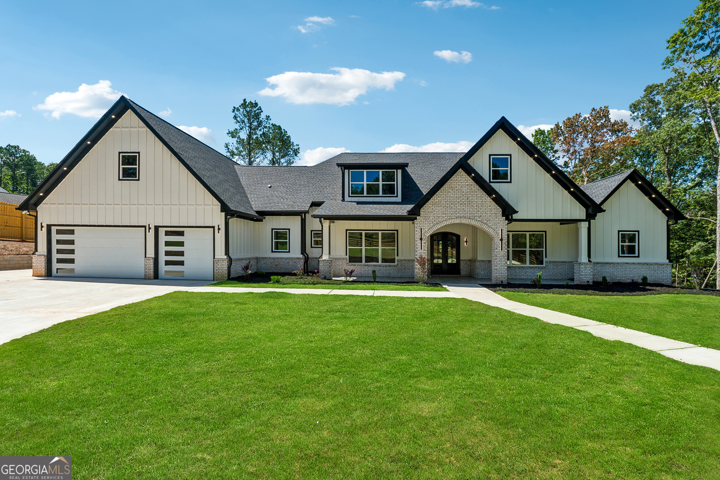 Property Photo: 1622 Double Springs Church Road GA 30656