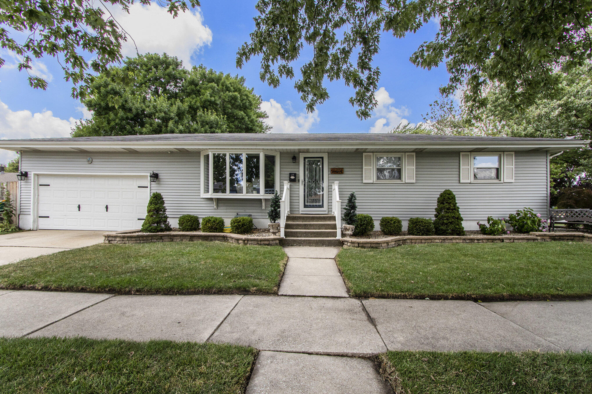 Property Photo: 1924 Tulip Lane IN 46321
