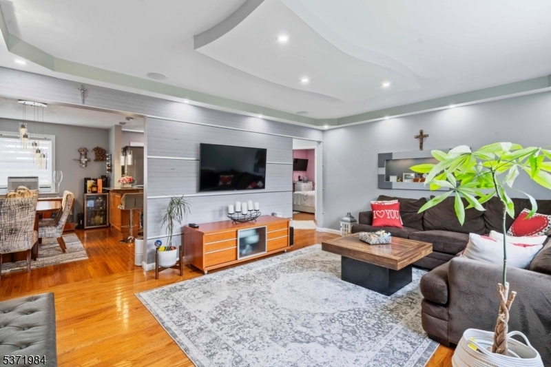 Property Photo:  36 W Roselle Ave D  NJ 07204 