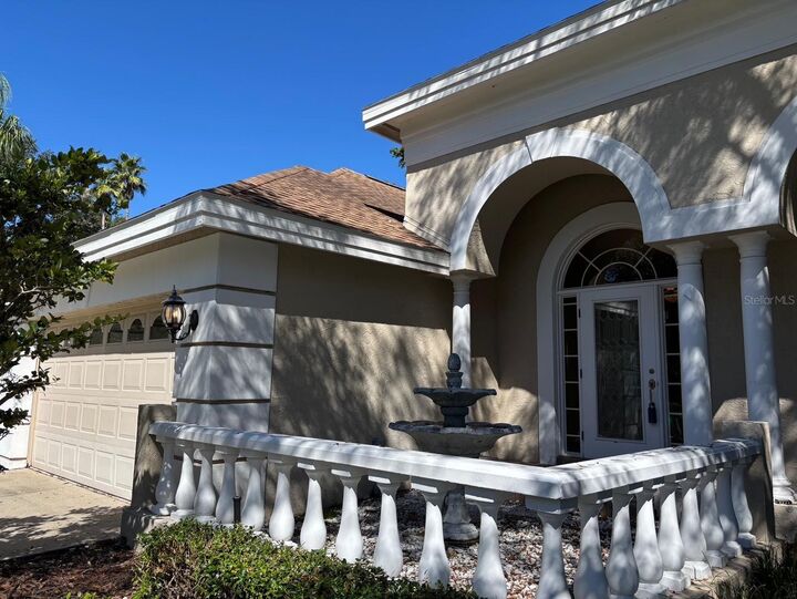 Property Photo: 15926 Dawson Ridge Drive FL 33647
