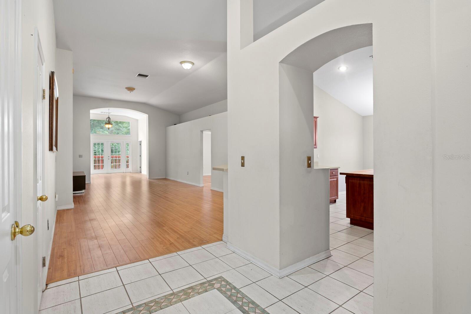 Property Photo:  10420 Springrose  FL 33626 