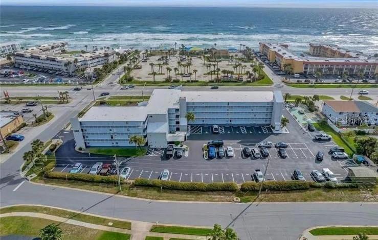 Property Photo: 3700 S Atlantic Avenue 303 FL 32169