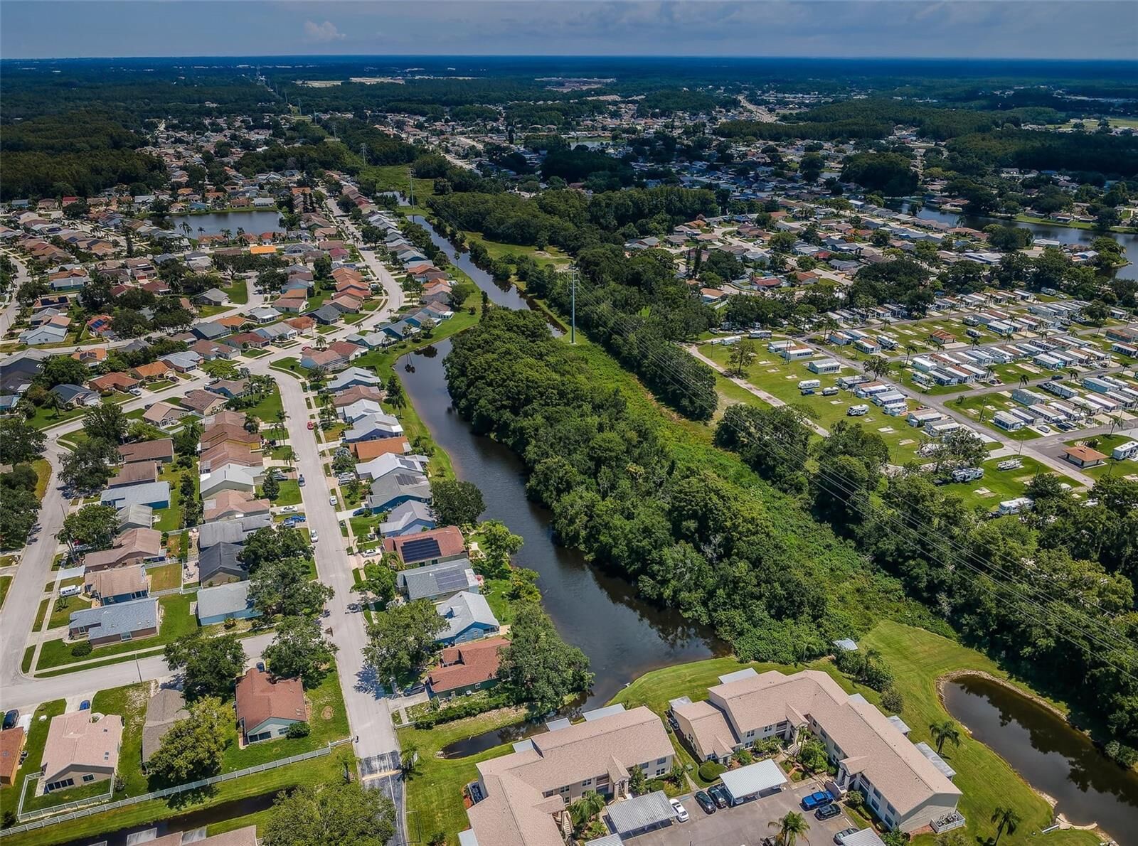 Property Photo: 7911 Hardwick Drive 414 FL 34653