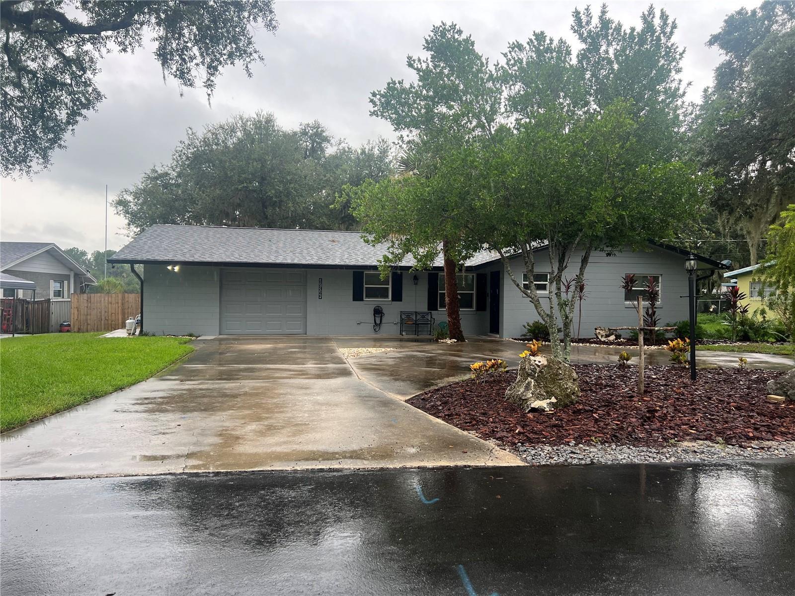 37345 Oak Lane  Umatilla FL 32784 photo