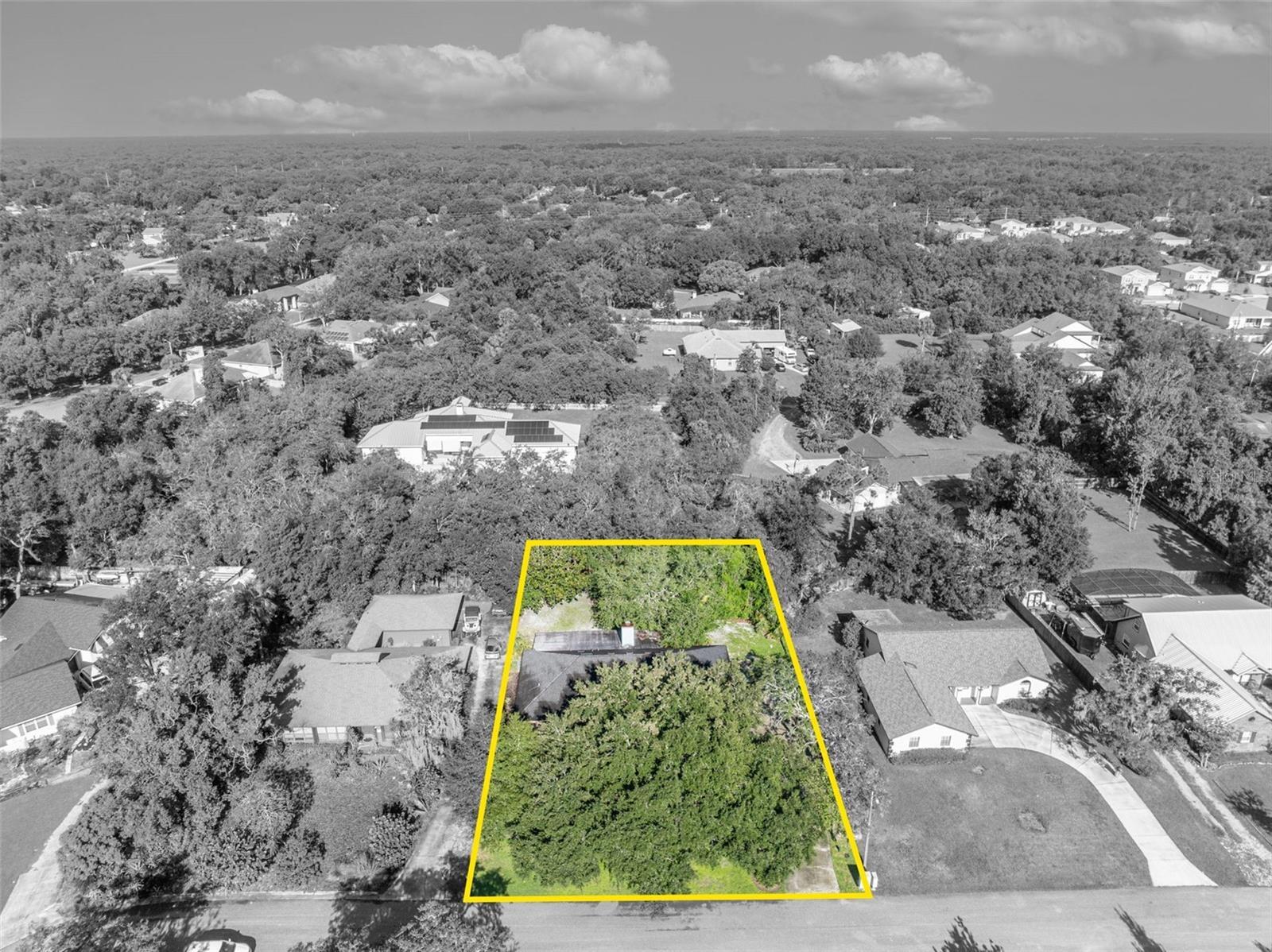 Property Photo: 581 Terrace Drive FL 32765