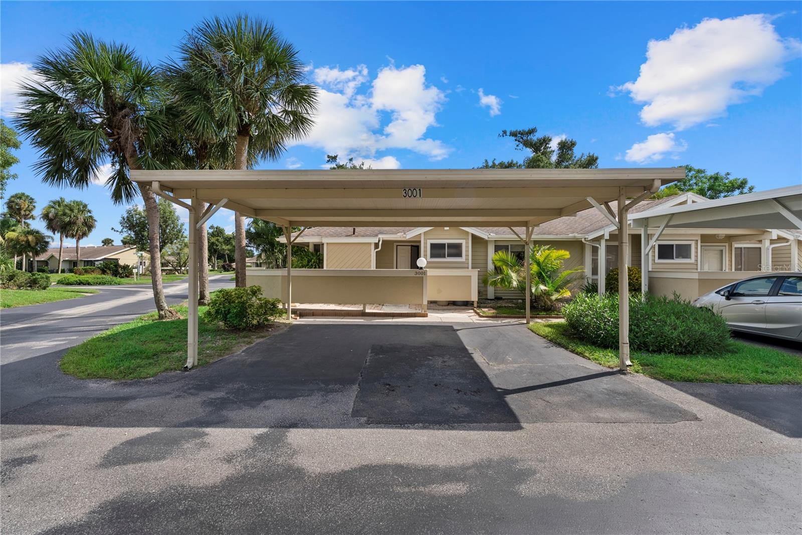 Property Photo: 3001 Seawind Circle 10C FL 34293